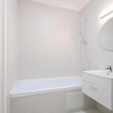 Urban Jungle - Premium By Blvd 44b1 *