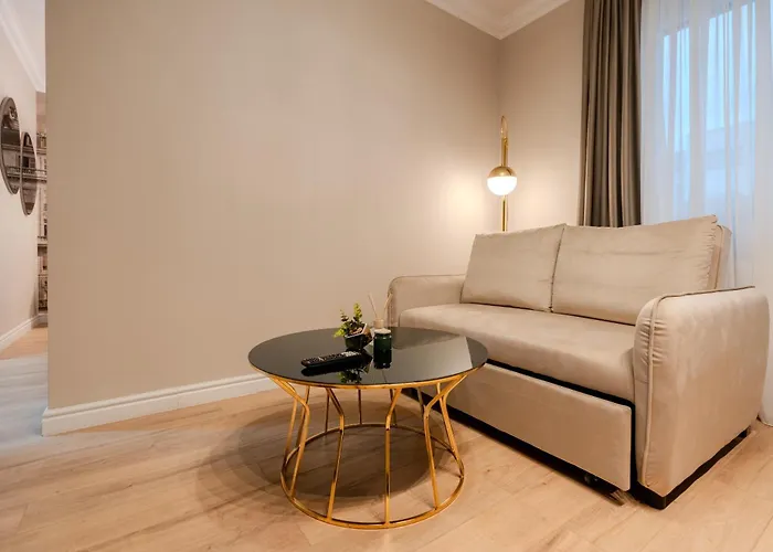 Urban Jungle By Blvd 44b1 - Free Parking