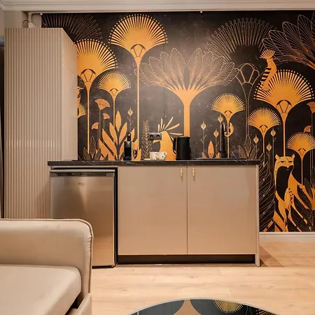 Urban Jungle - Premium By Blvd 44b1 * Bukarest